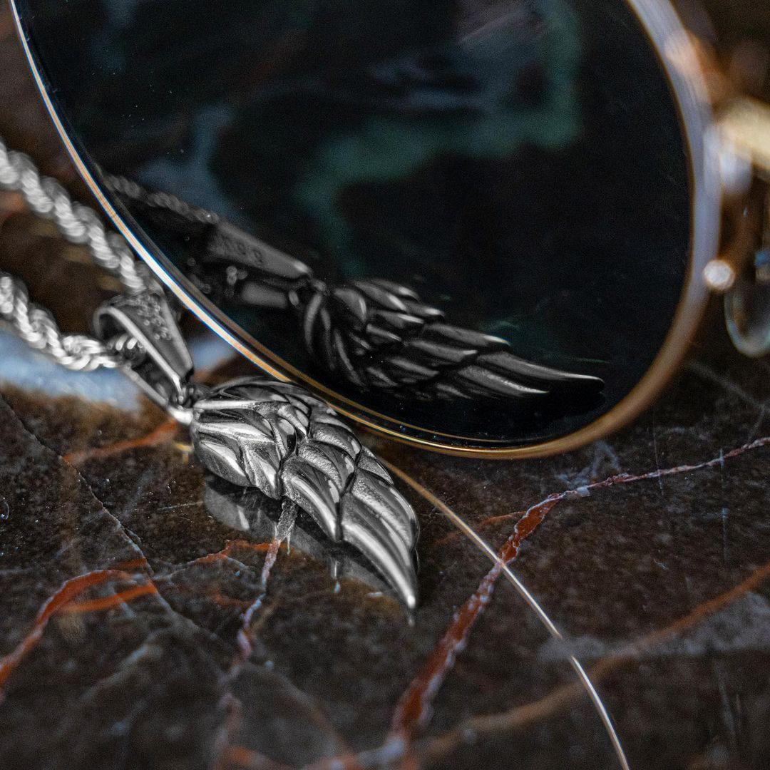 Elegant Leaf-Inspired Men's Jewelry – Timeless Nature-Inspired Style